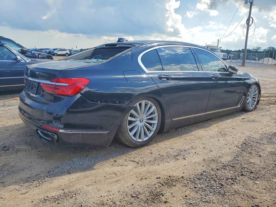 2017 BMW 740 I — Фото 3 из 12