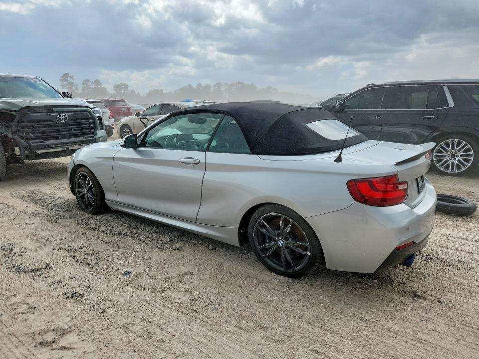 2017 BMW M240XI — Фото 2 из 12