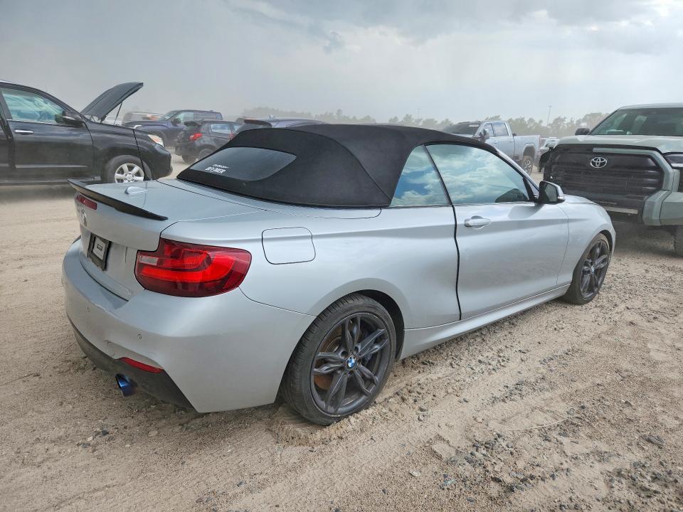 2017 BMW M240XI — Фото 3 из 12