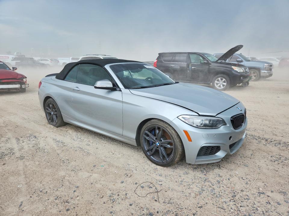 2017 BMW M240XI — Фото 4 из 12
