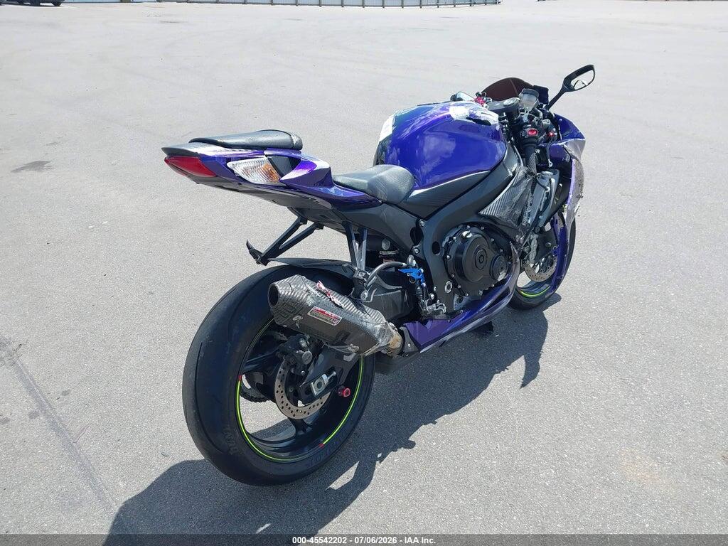 JS1GN7FA3F2101050 2015 SUZUKI GSX-R600 photo no. 4