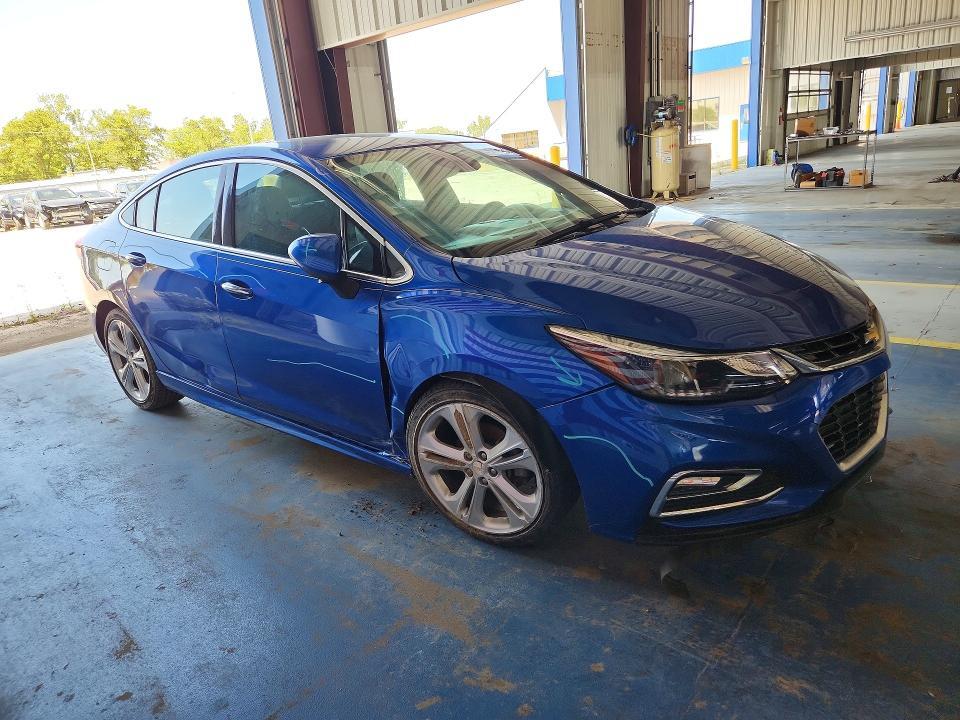 2017 CHEVROLET CRUZE PREMIER — Фото 4 из 12