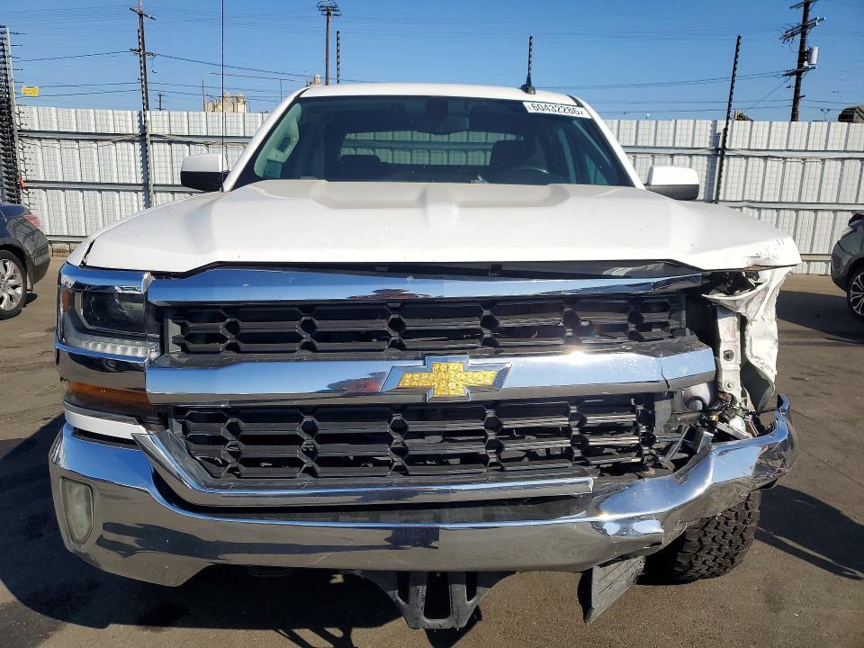 2017 CHEVROLET SILVERADO C1500 LT — Фото 5 из 12