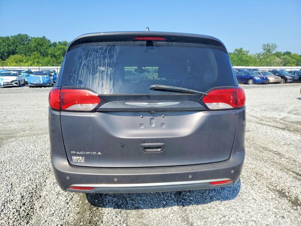 2017 CHRYSLER PACIFICA TOURING L — Фото 6 из 13