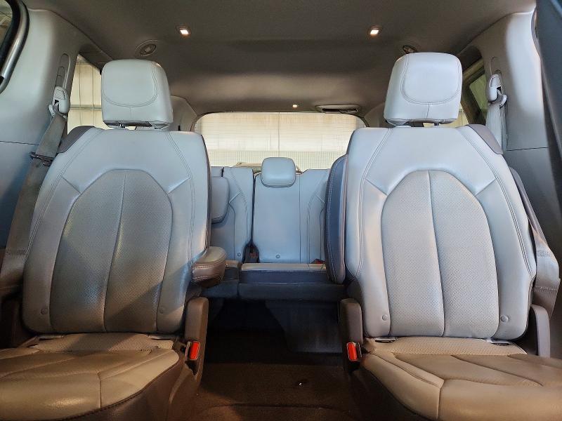 2017 CHRYSLER PACIFICA TOURING L PLUS — Фото 10 из 13