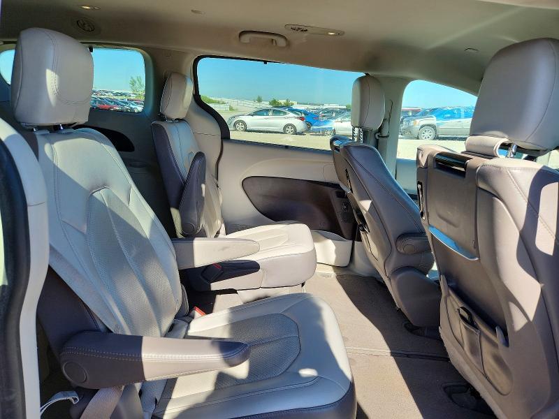 2017 CHRYSLER PACIFICA TOURING L PLUS — Фото 11 из 13