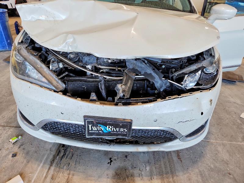 2017 CHRYSLER PACIFICA TOURING L PLUS — Фото 12 из 13