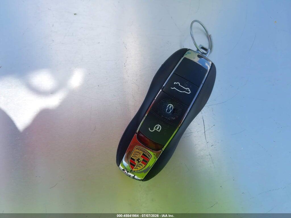 WP1AA2A25HKA84151 2017 PORSCHE CAYENNE photo no. 11