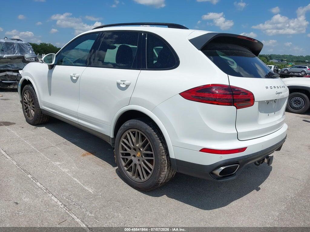 WP1AA2A25HKA84151 2017 PORSCHE CAYENNE photo no. 3