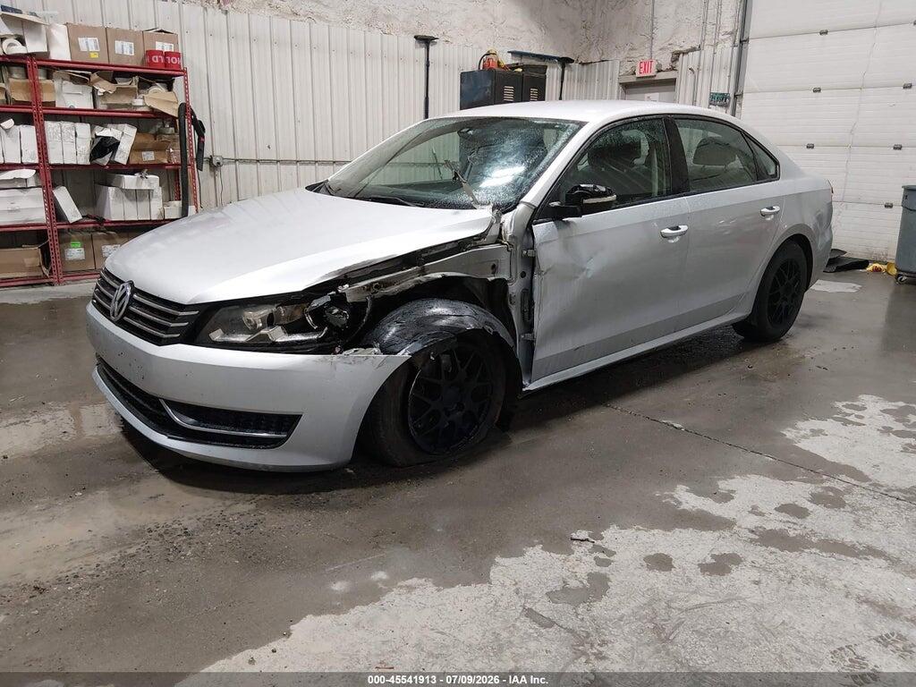 1VWAP7A30DC112624 2013 VOLKSWAGEN PASSAT photo no. 2