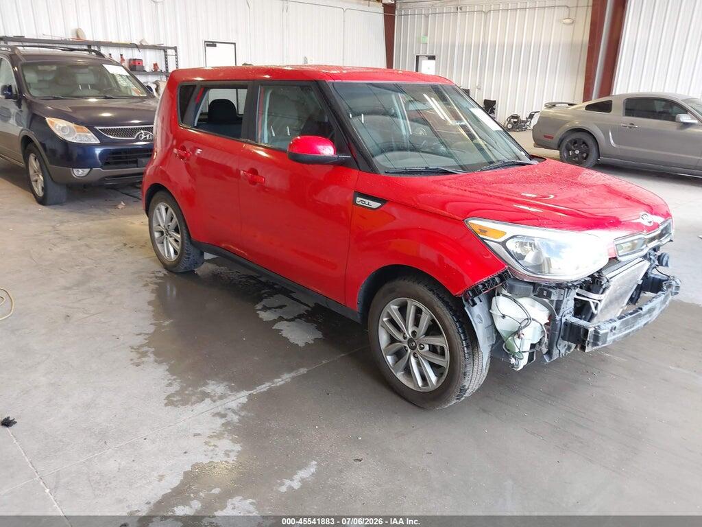 KNDJP3A50J7547015 2018 KIA SOUL photo no. 1