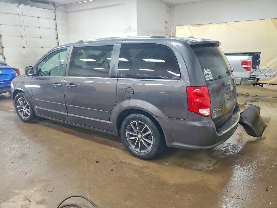 2C4RDGCG7HR545577 2017 DODGE GRAND CARAVAN photo no. 2