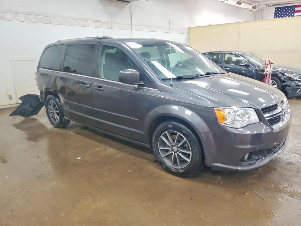 2C4RDGCG7HR545577 2017 DODGE GRAND CARAVAN photo no. 4