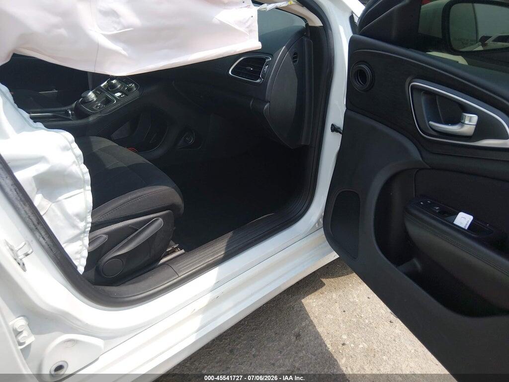 1C3CCCAB3FN747050 2015 CHRYSLER 200 photo no. 5