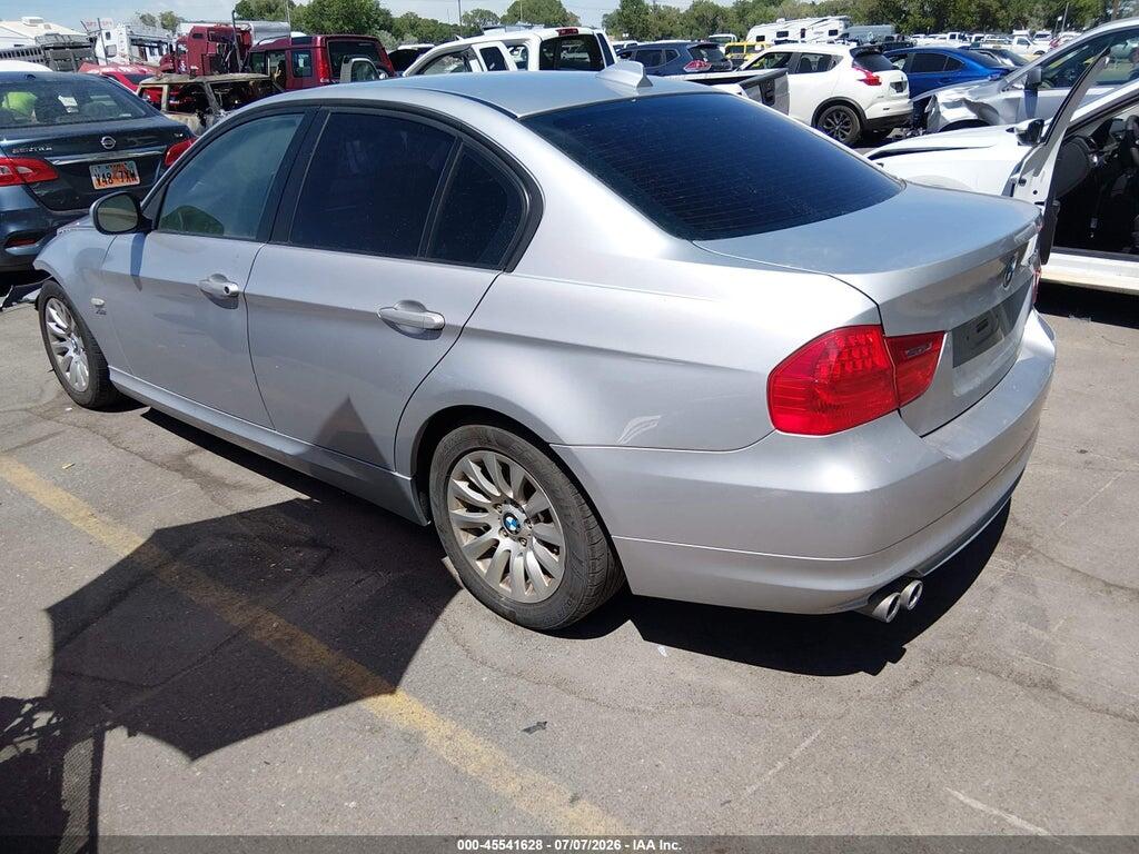 WBAPK73509A451992 2009 BMW 328I photo no. 3