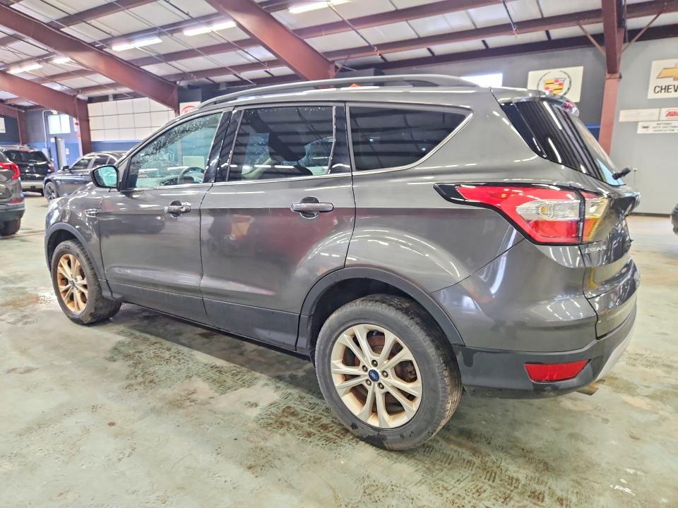 2017 FORD ESCAPE SE — Фото 2 из 13