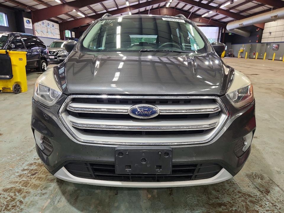 2017 FORD ESCAPE SE — Фото 5 из 13