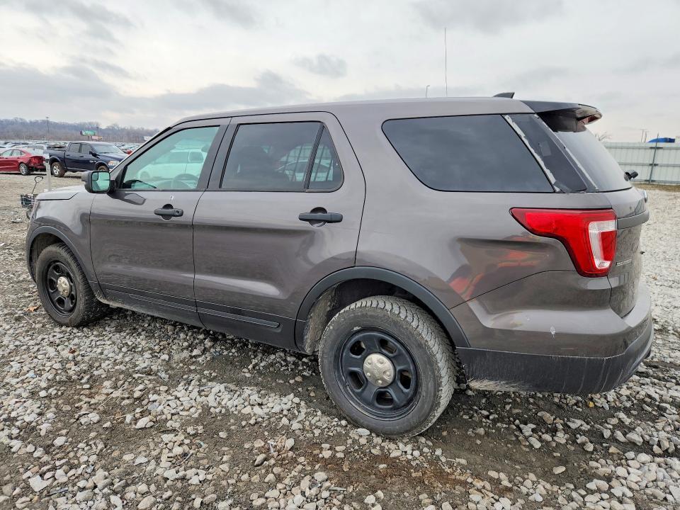 1FM5K8AR1HGE02135 2017 FORD EXPLORER photo no. 2