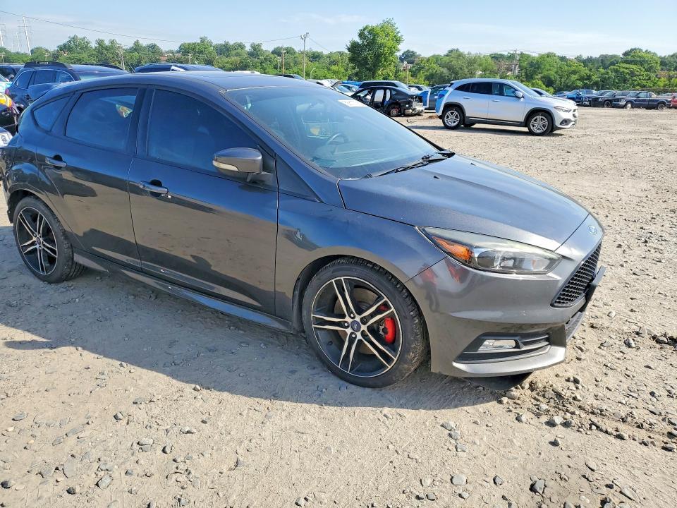 2017 FORD FOCUS ST — Фото 4 из 13
