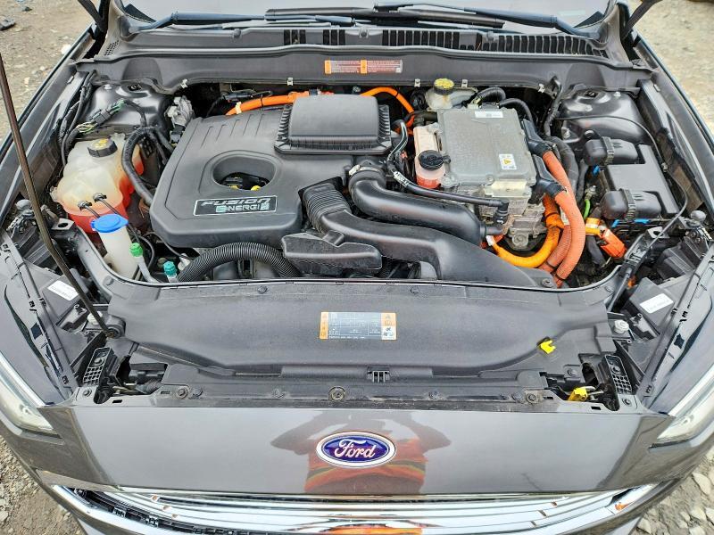 2017 FORD FUSION SE PHEV — Фото 11 из 12