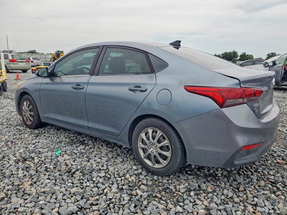 2019 HYUNDAI ACCENT SE — Фото 2 из 12