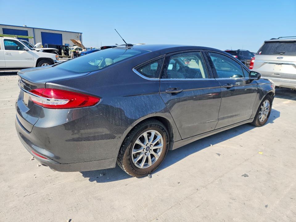 3FA6P0G77HR190003 2017 FORD FUSION photo no. 3