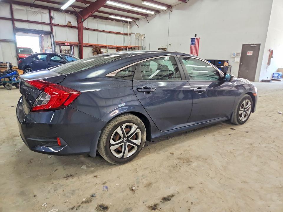 2017 HONDA CIVIC LX — Фото 3 из 12