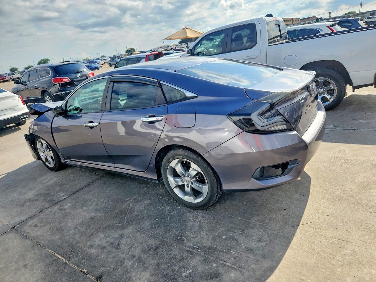 2017 HONDA CIVIC LX — Фото 2 из 12