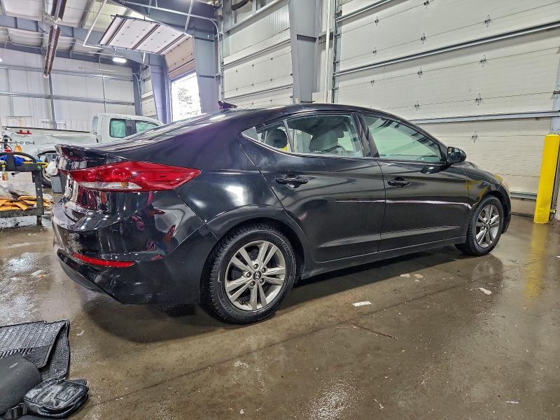 2017 HYUNDAI ELANTRA SE — Фото 3 из 12