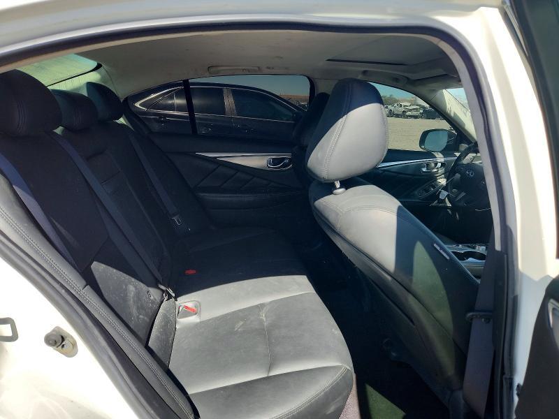 2017 INFINITI Q50 3.0T PREMIUM — Фото 10 из 12