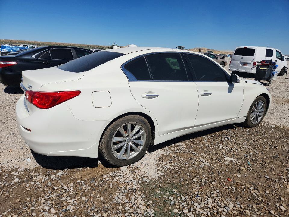 2017 INFINITI Q50 3.0T PREMIUM — Фото 3 из 12