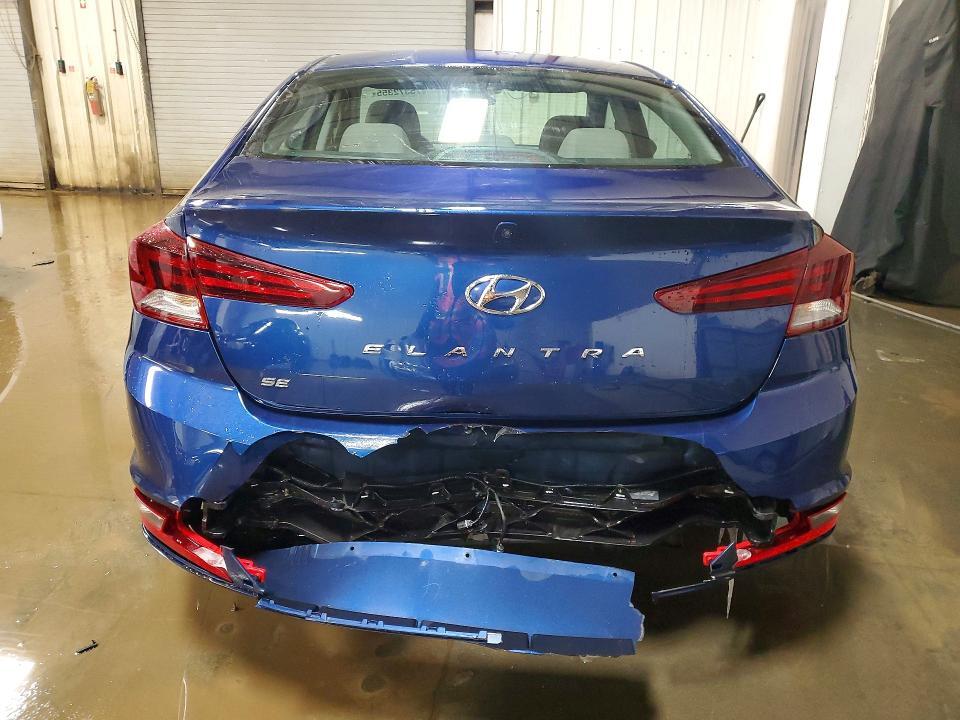 2019 HYUNDAI ELANTRA — Фото 6 из 12