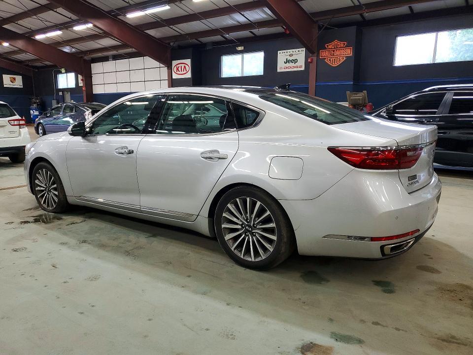 2017 KIA CADENZA PREMIUM — Фото 2 из 12