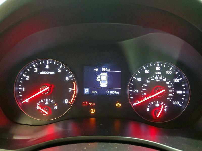 2017 KIA CADENZA PREMIUM — Фото 9 из 12