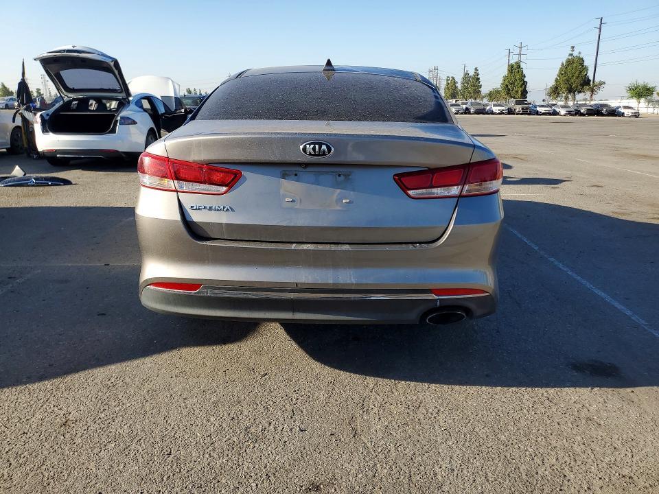 5XXGT4L31HG169764 2017 KIA OPTIMA photo no. 6
