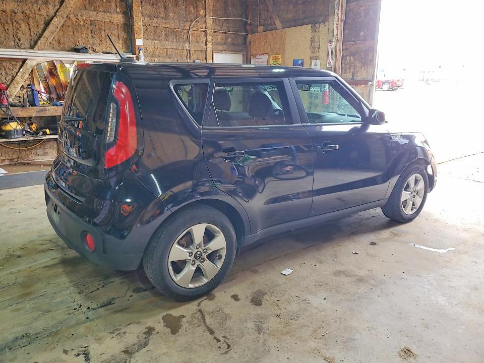 2017 KIA SOUL BASE — Фото 3 из 13