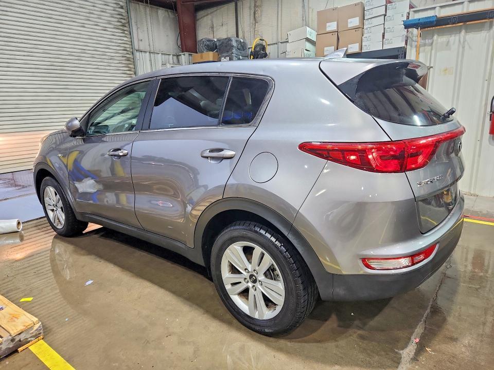 KNDPMCAC3H7120035 2017 KIA SPORTAGE photo no. 2