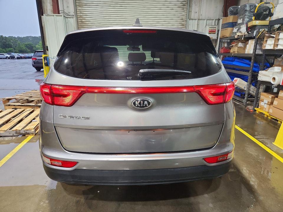 KNDPMCAC3H7120035 2017 KIA SPORTAGE photo no. 6