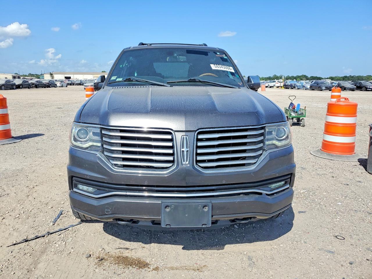 2017 LINCOLN NAVIGATOR SELECT — Фото 5 из 13