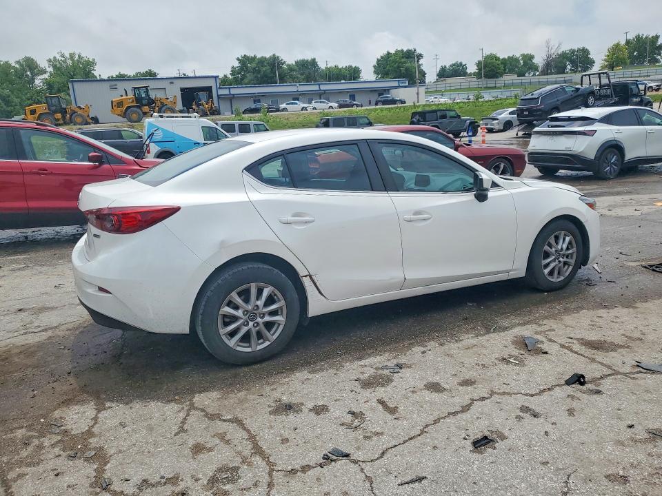 2017 MAZDA 3 SPORT — Фото 3 из 12