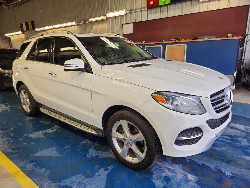 2017 MERCEDES-BENZ GLE 350 4MATIC — Фото 4 из 13