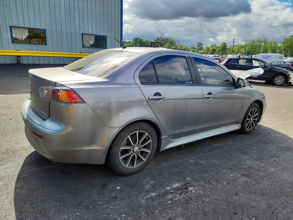 2017 MITSUBISHI LANCER ES — Фото 3 из 12