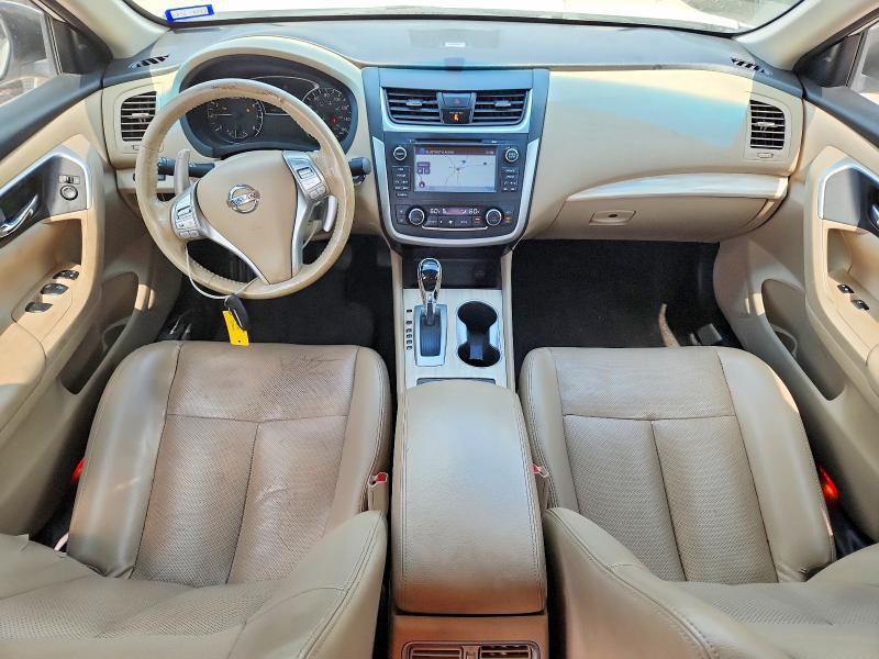 1N4BL3AP9HC130579 2017 NISSAN ALTIMA photo no. 8