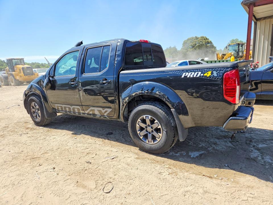 2017 NISSAN FRONTIER PRO-4X — Фото 2 из 13
