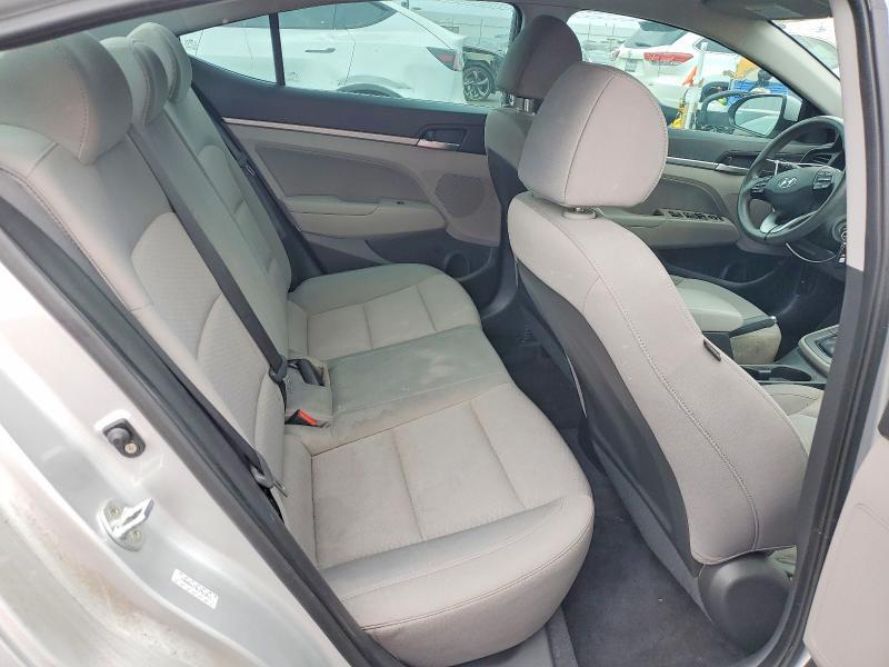 2019 HYUNDAI ELANTRA SEL — Фото 10 из 12