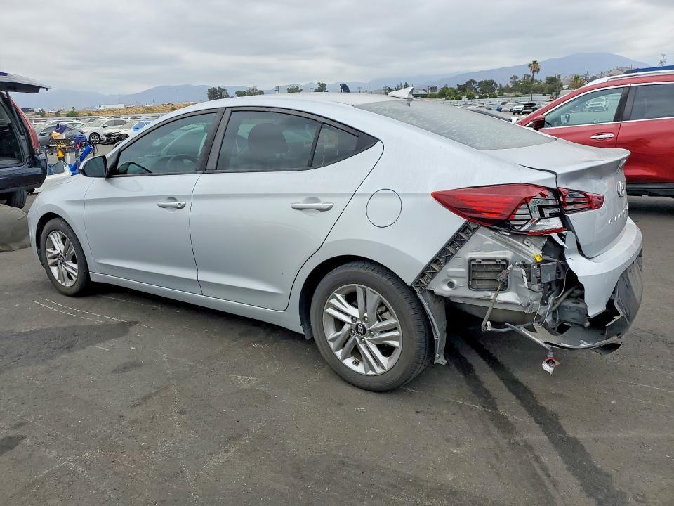 2019 HYUNDAI ELANTRA SEL — Фото 2 из 12