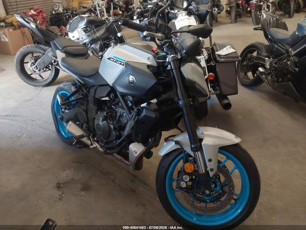 2025 YAMAHA MTN690 JYARM48Y9SA000410