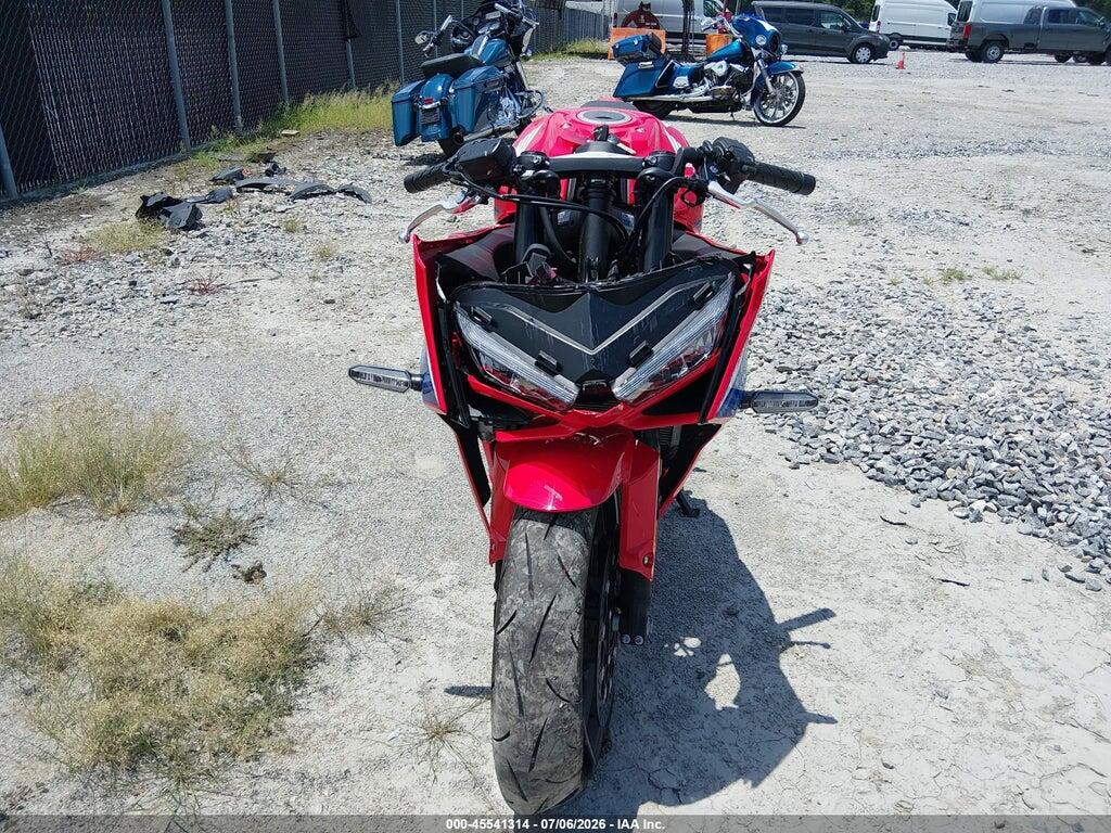MLHRH155XT5201547 2026 HONDA CBR650 photo no. 5