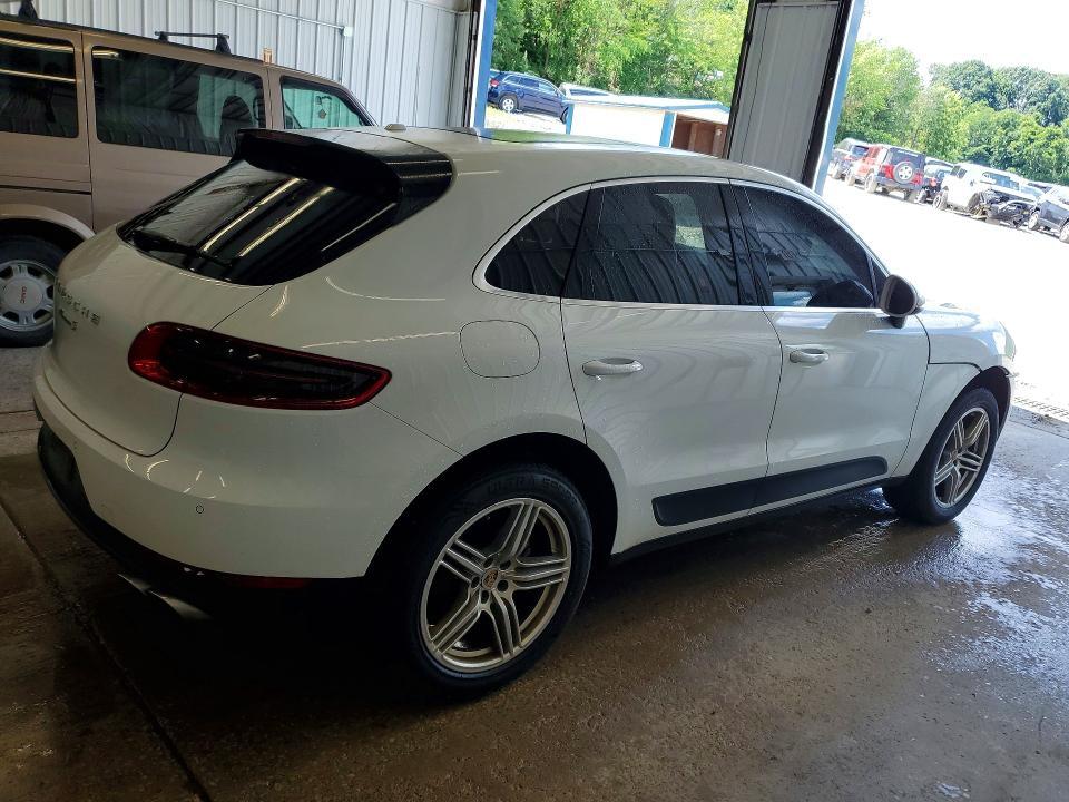 2017 PORSCHE MACAN S — Фото 3 из 13