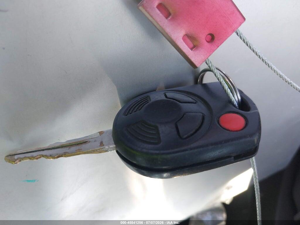 2FMDK4AC8ABA00108 2010 FORD EDGE photo no. 11